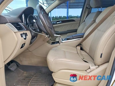 Zdjęcie 7 z 12 samochodu: 2015 MERCEDES-BENZ GL 350 BLUETEC VIN:4JGDF2EEXFA453542 - miniatura