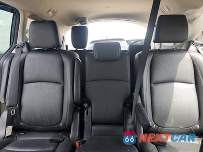 Zdjęcie 10 z 14 samochodu: 2025 HONDA ODYSSEY EXL VIN:5FNRL6H64SB000890 - miniatura