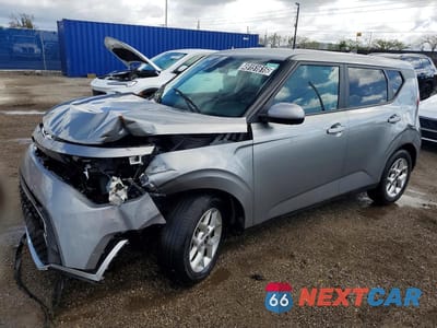 2025 KIA SOUL LX KNDJ23AU8S7929011 - główne zdjęcie licytacji z USA - miniatura