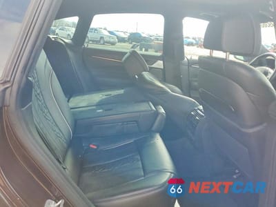 Zdjęcie 11 z 13 samochodu: 2018 BMW 640 XIGT VIN:WBAJV6C55JBJ99274 - miniatura
