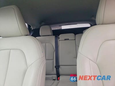 Zdjęcie 10 z 13 samochodu: 2020 VOLVO XC40 T5 MOMENTUM VIN:YV4162UKXL2286861 - miniatura