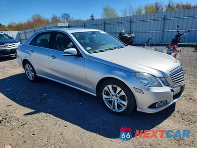 Czwarte zdjęcie samochodu z boku: 2011 MERCEDES-BENZ E 350 4MATIC VIN:WDDHF8HB0BA467847 - miniatura