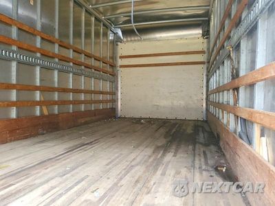 Zdjęcie 10 z 12 samochodu: 2019 ISUZU NPR HD BOX TRUCK VIN:JALC4W160K7009278 - miniatura