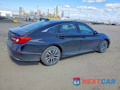 Trzecie zdjęcie samochodu z tyłu: 2018 HONDA ACCORD HYBRID VIN:1HGCV3F76JA800156 - miniatura