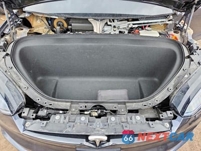 Zdjęcie 12 z 14 samochodu: 2024 TESLA MODEL X VIN:7SAXCDE50RF447821 - miniatura