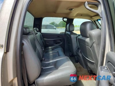 Zdjęcie 10 z 12 samochodu: 2004 CHEVROLET SILVERADO K2500 VIN:1GCGK23U14F127751 - miniatura