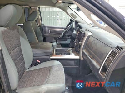 Zdjęcie 7 z 12 samochodu: 2018 RAM 1500 SLT VIN:1C6RR7LT3JS114275 - miniatura
