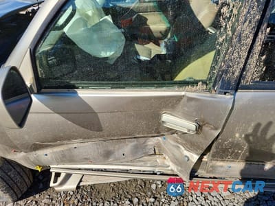 Zdjęcie 7 z 12 samochodu: 2002 TOYOTA 4RUNNER LIMITED VIN:JT3HN87R629073349 - miniatura