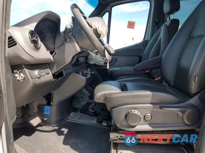Zdjęcie 7 z 13 samochodu: 2024 MERCEDES-BENZ SPRINTER 2500 VIN:W1W4NBVY0RT176091 - miniatura