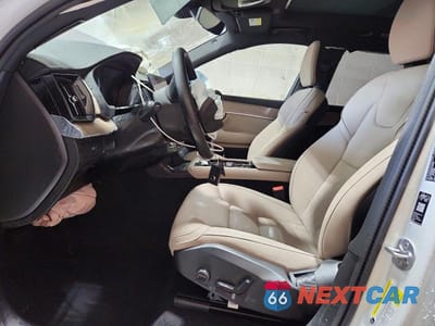 Zdjęcie 7 z 13 samochodu: 2026 VOLVO XC90 PLUS VIN:YV4062PE4T1509368 - miniatura