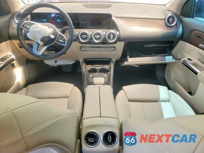 Zdjęcie 8 z 14 samochodu: 2021 MERCEDES-BENZ GLA 250 4MATIC VIN:W1N4N4HB4MJ168457 - miniatura