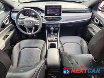 Zdjęcie 8 z 13 samochodu: 2025 JEEP COMPASS LIMITED VIN:3C4NJDCN6ST565649 - miniatura