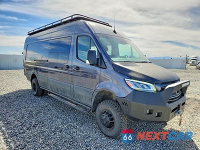 Czwarte zdjęcie samochodu z boku: 2023 MERCEDES-BENZ SPRINTER 3500 VIN:W1Y8ND6Y5PT121703 - miniatura