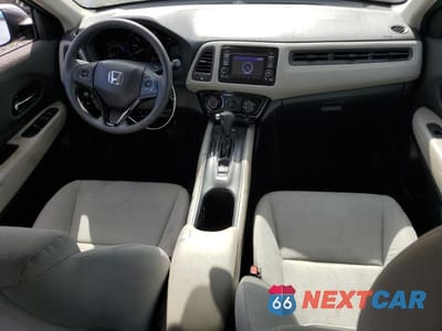 Zdjęcie 8 z 14 samochodu: 2022 HONDA HR-V LX VIN:3CZRU5H31NM705962 - miniatura
