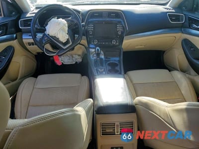 Zdjęcie 8 z 12 samochodu: 2020 NISSAN MAXIMA SL VIN:1N4AA6DV9LC375940 - miniatura