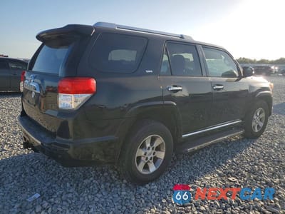 Trzecie zdjęcie samochodu z tyłu: 2011 TOYOTA 4RUNNER SR5 VIN:JTEZU5JR8B5028068 - miniatura