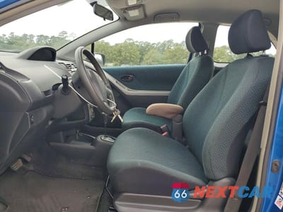 Zdjęcie 7 z 13 samochodu: 2007 TOYOTA YARIS BASE VIN:JTDJT923375037144 - miniatura