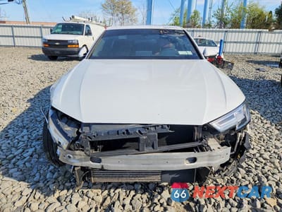 Piąte zdjęcie samochodu w środku: 2018 AUDI A4 PREMIUM PLUS VIN:WAUENAF41JA053774 - miniatura