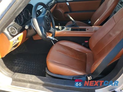 Zdjęcie 7 z 13 samochodu: 2006 MAZDA MX-5 MIATA VIN:JM1NC25F060118550 - miniatura