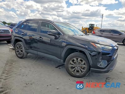 Czwarte zdjęcie samochodu z boku: 2023 TOYOTA RAV4 LIMITED VIN:4T3D6RFV3PU126575 - miniatura