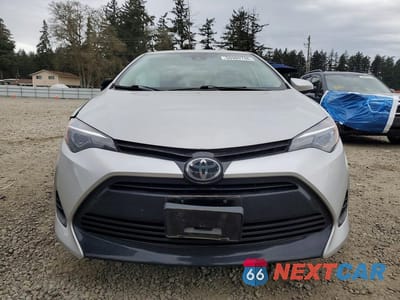 Piąte zdjęcie samochodu w środku: 2017 TOYOTA COROLLA LE VIN:2T1BURHEXHC834067 - miniatura