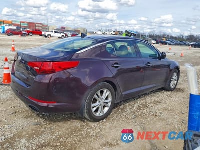 Trzecie zdjęcie samochodu z tyłu: 2013 KIA OPTIMA EX VIN:5XXGN4A74DG187122 - miniatura