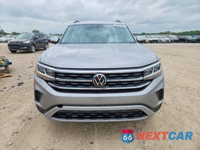 Piąte zdjęcie samochodu w środku: 2023 VOLKSWAGEN ATLAS SE VIN:1V2HR2CA8PC528451 - miniatura