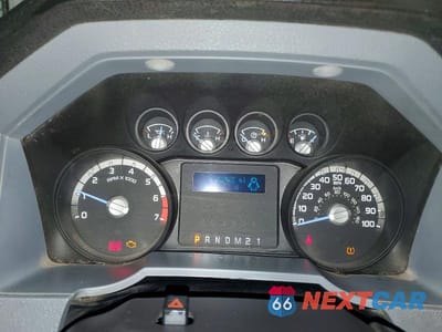 Zdjęcie 9 z 12 samochodu: 2013 FORD F250 SUPER DUTY UTILITY / SERVICE TRUCK VIN:1FT7X2B62DEB62356 - miniatura