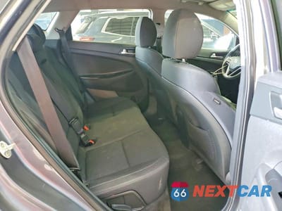 Zdjęcie 11 z 13 samochodu: 2019 HYUNDAI TUCSON VALUE VIN:KM8J3CA43KU074289 - miniatura