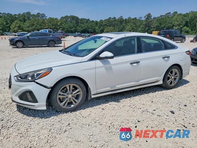 2018 HYUNDAI SONATA SPORT 5NPE34AFXJH671199 - główne zdjęcie licytacji z USA - miniatura