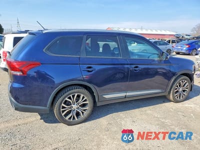 Trzecie zdjęcie samochodu z tyłu: 2016 MITSUBISHI OUTLANDER ES VIN:JA4AZ2A35GZ603623 - miniatura