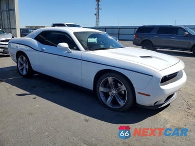 Czwarte zdjęcie samochodu z boku: 2016 DODGE CHALLENGER SXT VIN:2C3CDZAG4GH323446 - miniatura
