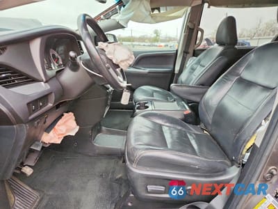 Zdjęcie 7 z 13 samochodu: 2017 TOYOTA SIENNA SE PREMIUM 8-PASSENGER VIN:5TDXZ3DC9HS790658 - miniatura