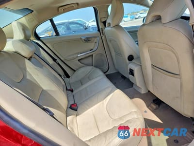 Zdjęcie 10 z 12 samochodu: 2014 VOLVO S60 T5 VIN:YV1612FS6E2289550 - miniatura