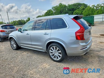 Drugie zdjęcie samochodu z przodu: 2017 VOLVO XC90 T6 VIN:YV4A22PL8H1132288 - miniatura