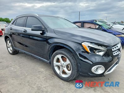 Czwarte zdjęcie samochodu z boku: 2020 MERCEDES-BENZ GLA 250 VIN:WDCTG4EB7LU023793 - miniatura