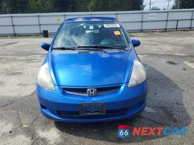Piąte zdjęcie samochodu w środku: 2007 HONDA FIT VIN:JHMGD38417S802906 - miniatura