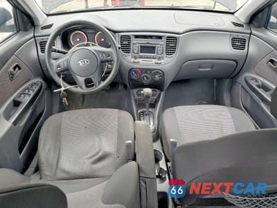 Zdjęcie 8 z 11 samochodu: 2010 KIA RIO BASE VIN:KNADH4A33A6651662 - miniatura