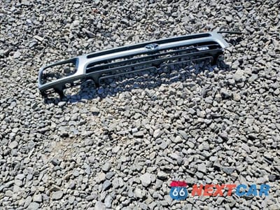Zdjęcie 12 z 13 samochodu: 1993 TOYOTA PICKUP CAB CHASSIS SUPER LONG WHEELBASE VIN:JT5VN94T2P0030445 - miniatura
