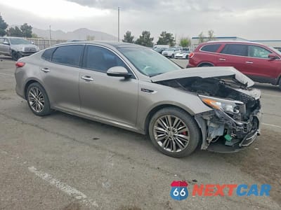 Czwarte zdjęcie samochodu z boku: 2017 KIA OPTIMA SXL TURBO VIN:5XXGV4L25HG159210 - miniatura