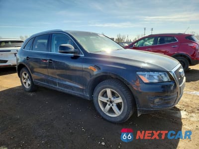 Czwarte zdjęcie samochodu z boku: 2011 AUDI Q5 PREMIUM PLUS VIN:WA1VFCFP2BA096473 - miniatura