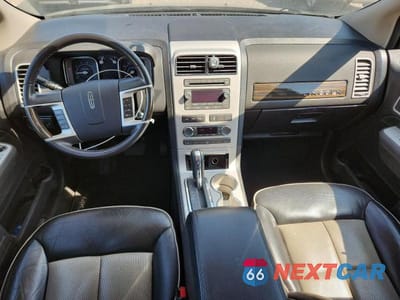Zdjęcie 8 z 14 samochodu: 2008 LINCOLN MKX VIN:2LMDU88CX8BJ05240 - miniatura