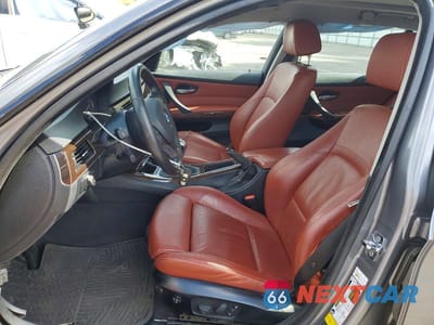 Zdjęcie 7 z 12 samochodu: 2009 BMW 328 XIT VIN:WBAUU33539A544611 - miniatura