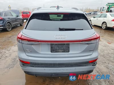 Zdjęcie 6 z 12 samochodu: 2024 AUDI Q4 E-TRON PREMIUM VIN:WA1KUAFZ0RP047200 - miniatura