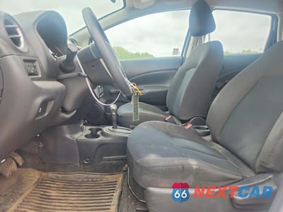 Zdjęcie 7 z 12 samochodu: 2019 NISSAN VERSA NOTE S VIN:3N1CE2CP4KL360495 - miniatura