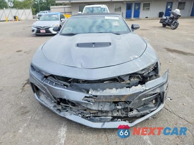 Piąte zdjęcie samochodu w środku: 2022 CHEVROLET CAMARO SS VIN:1G1FH3D77N0101998 - miniatura