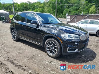 Czwarte zdjęcie samochodu z boku: 2018 BMW X5 XDRIVE35I VIN:5UXKR0C5XJ0Y06689 - miniatura