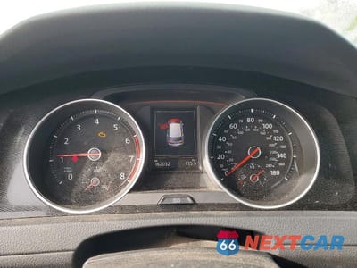 Zdjęcie 9 z 12 samochodu: 2016 VOLKSWAGEN GTI S VIN:3VW447AU8GM051668 - miniatura