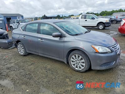 Czwarte zdjęcie samochodu z boku: 2015 NISSAN SENTRA S VIN:3N1AB7AP3FY222889 - miniatura