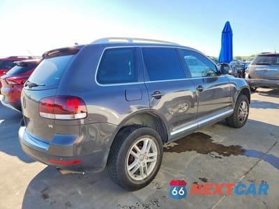 Trzecie zdjęcie samochodu z tyłu: 2008 VOLKSWAGEN TOUAREG 2 V6 VIN:WVGBE77L88D026168 - miniatura